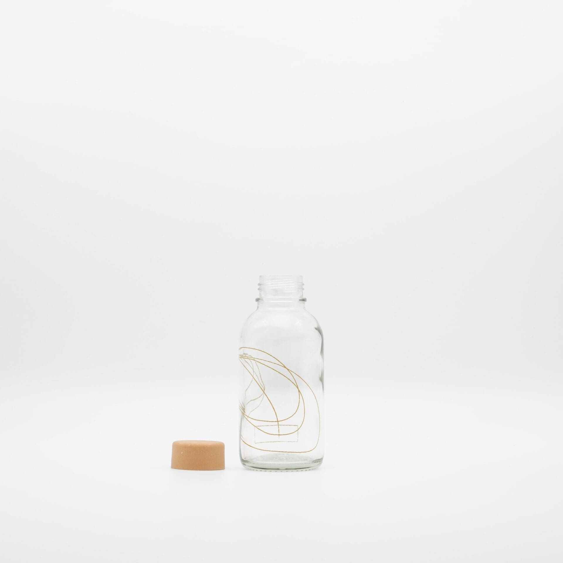 Wassserflasche klein vorn B scaled Wassserflasche klein vorn B scaled